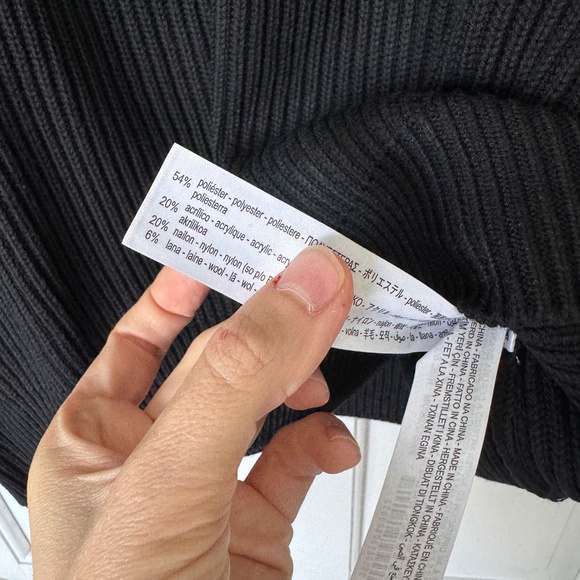 Zara Black Ribbed Knit Sweater – Size M – NWT - Picture 3 of 3